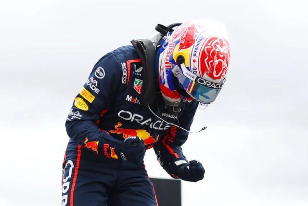 红牛车队翻盘法拉利，维斯塔潘惊艳四座