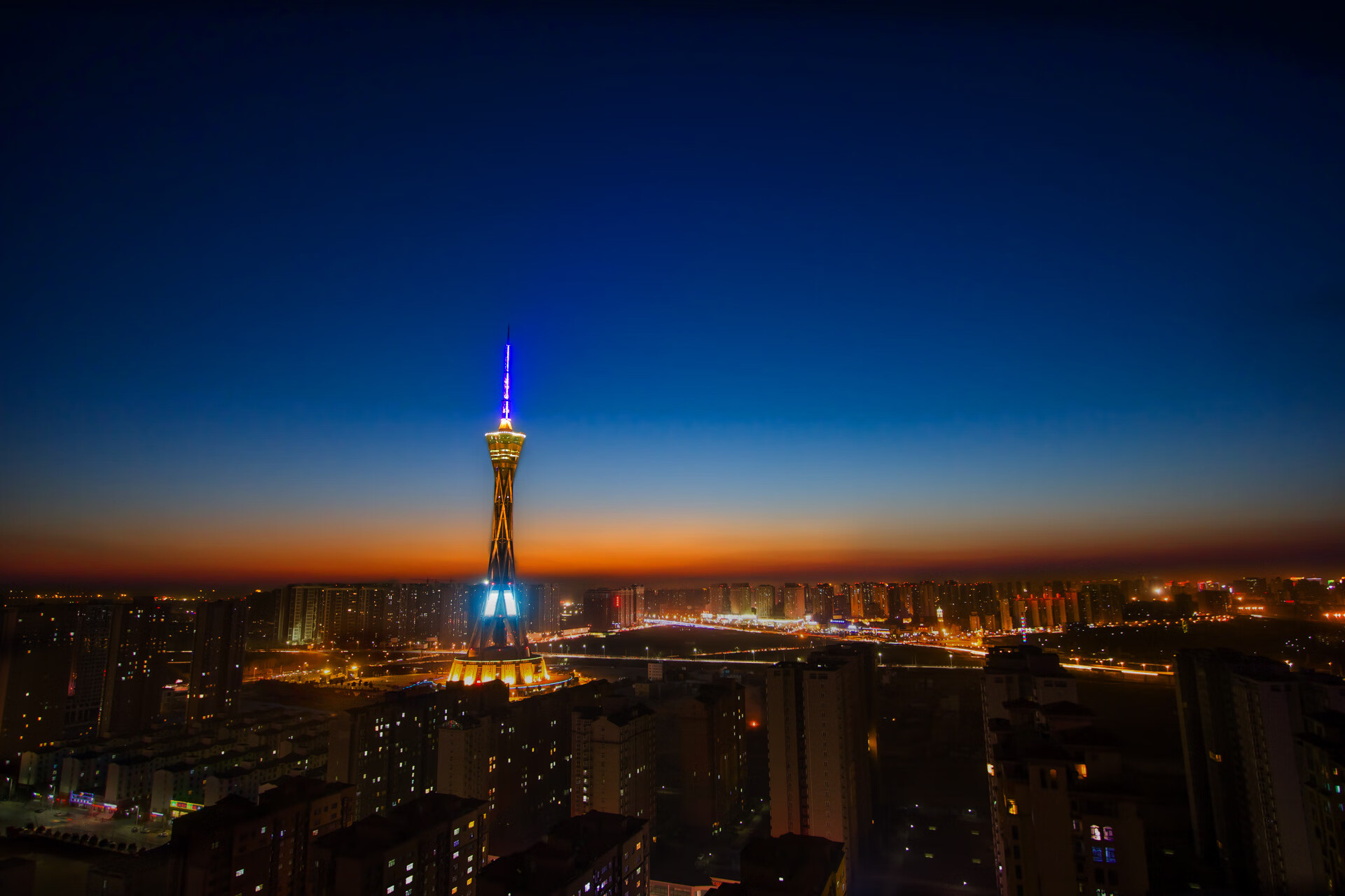 烽烟四起的世界排名争夺战，利拉德一锤定音