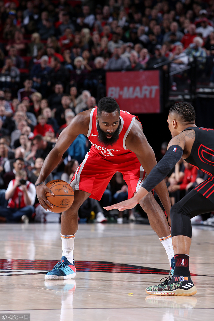 开拓者爆冷火箭，戈贝尔成为关键先生