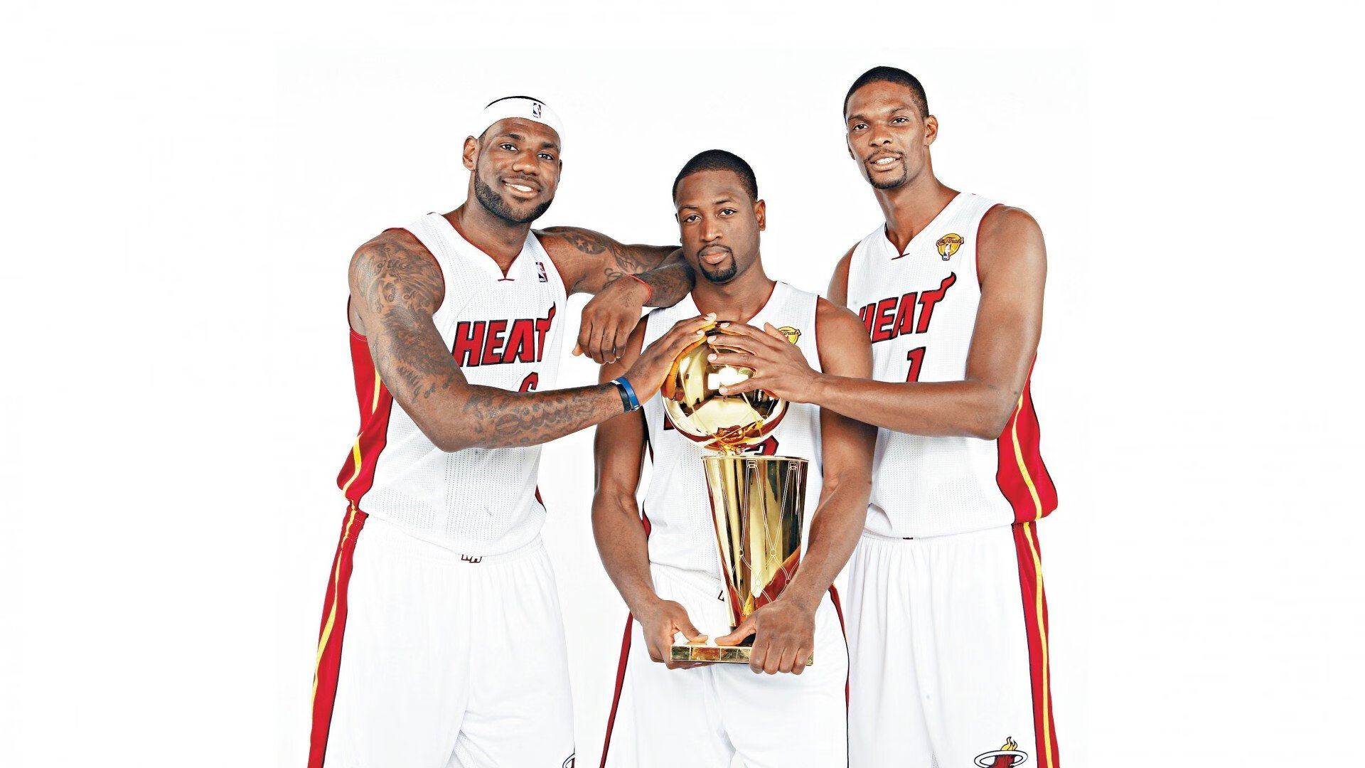 魔术完胜骑士，利拉德欧冠半决赛接管比赛，篮球之夜的激情与传奇